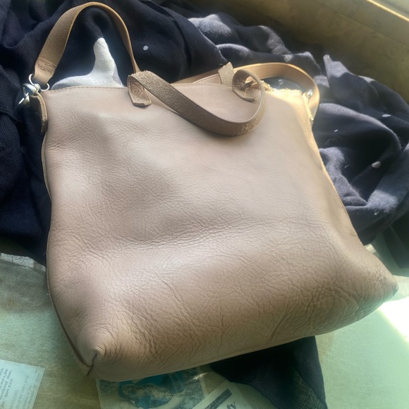 MADEWELL LEATHER GORG TRANSPORT CROSSBODY Bag - Picture 11 of 16